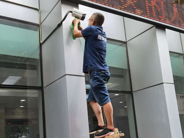 安裝監(jiān)控攝像頭多少錢呢？看看這些需要知道的細節(jié)