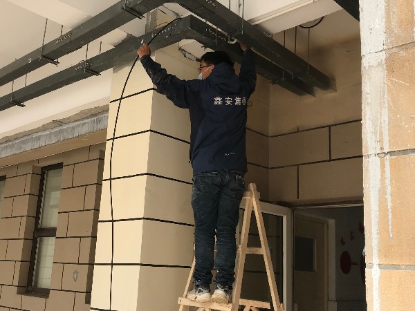 西安安裝監(jiān)控?cái)z像頭多少錢？陜西鑫安安防如是說