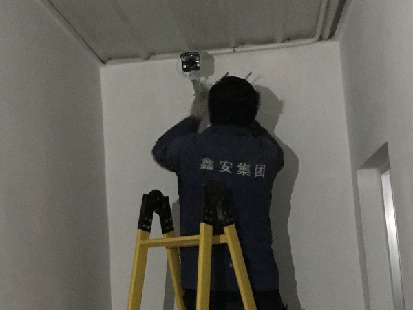 室內(nèi)安裝視頻監(jiān)控?cái)z像頭時(shí)，位置和角度都有哪些需要注意的？