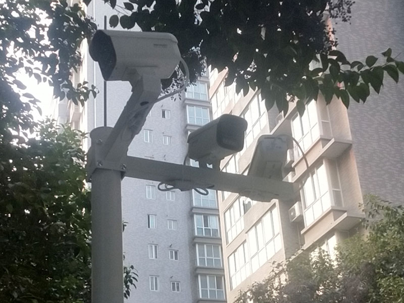 百花家園小區(qū)視頻監(jiān)控系統(tǒng)，選擇鑫安安防更心安